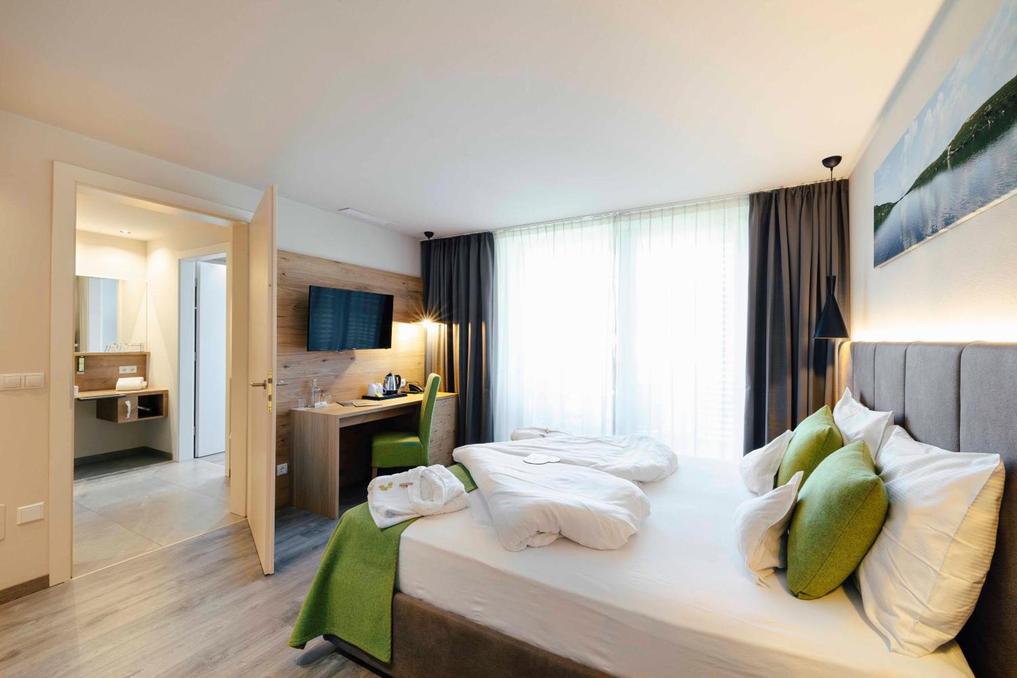 Hotel Pfeiss ラナ エクステリア 写真